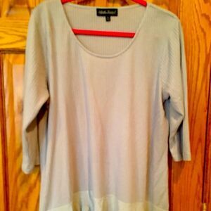 North River long sleeve with bottom ruffle cute top